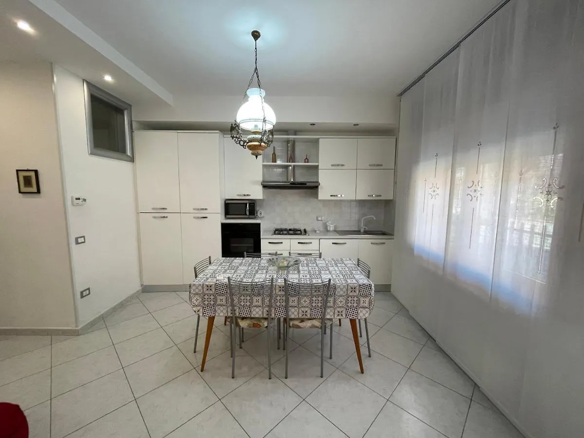 Casa Milano - Sottomarina Apartment Italy